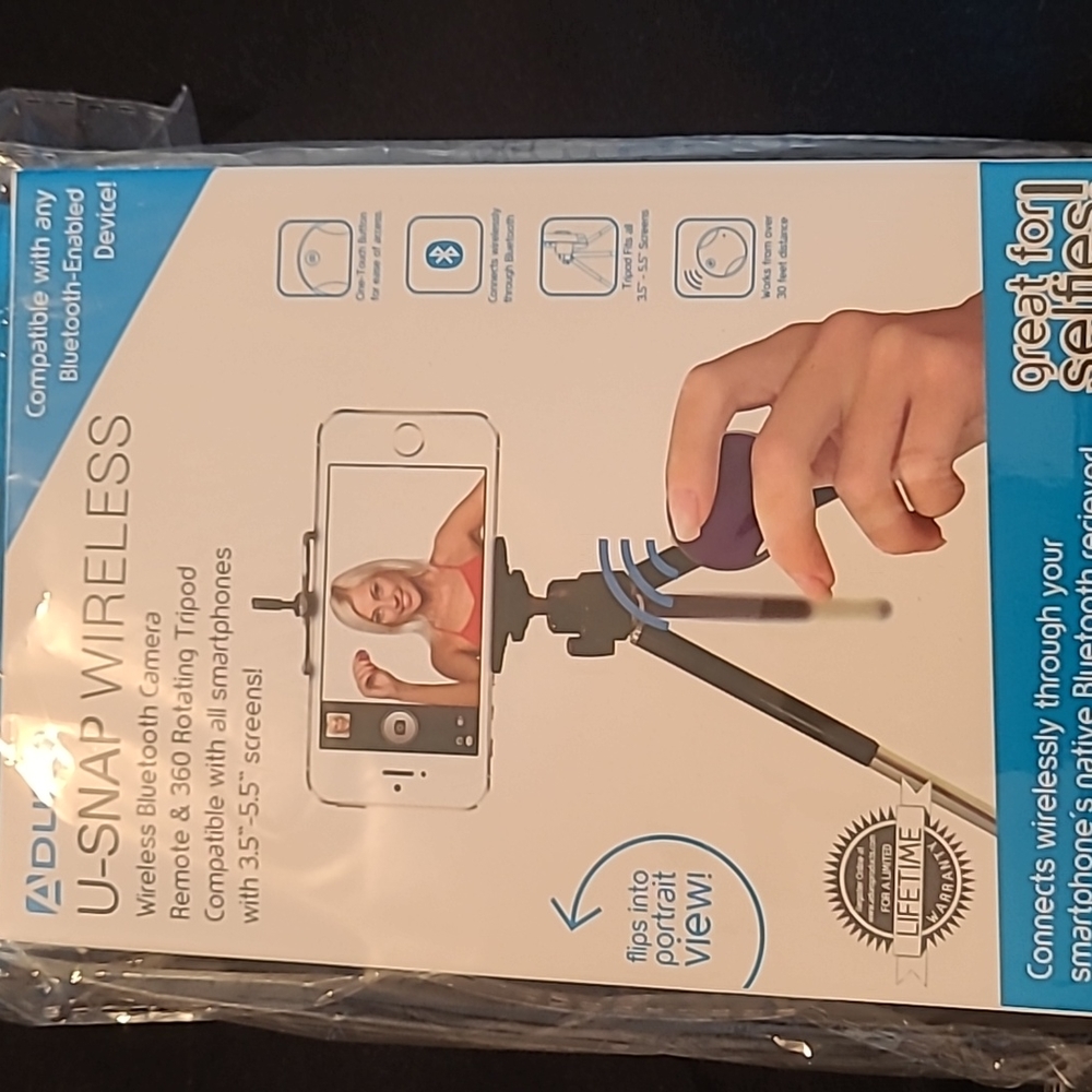 U-Snap Wireless tripod